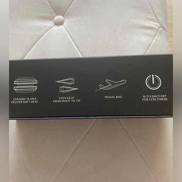 Kristin Es NanoBlack Hair Small Straightener - Picture 2 of 6